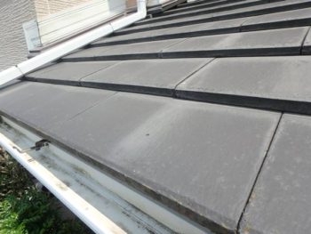 徳島県　藍住町　施工前　屋根　汚れ