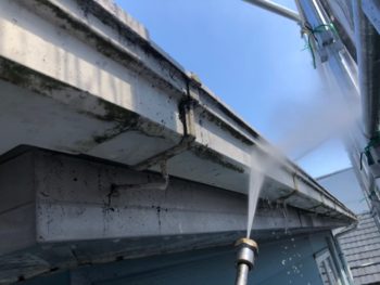 雨樋　洗浄　汚い　汚れ