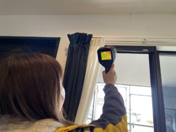 サーモグラファー女性　資格