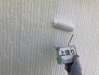 下塗り　パテ処理　中塗り　上塗り　使用材料