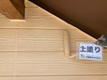 外壁　塗装　上塗り