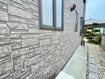 シャッターBOX　樋　外壁全景　破風