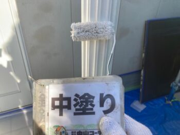 柱　中塗り　付帯部　塗装　塗料