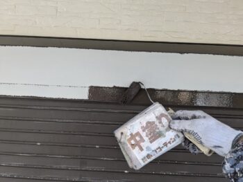 軒天　シャッター　破風　錆止め　中塗り　上塗り