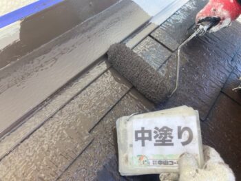 屋根　塗装　中塗り　塗料　