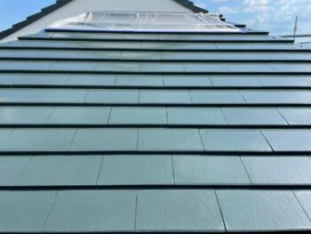 塗装　下塗り　中塗り　上塗り　クリヤー塗装　屋根