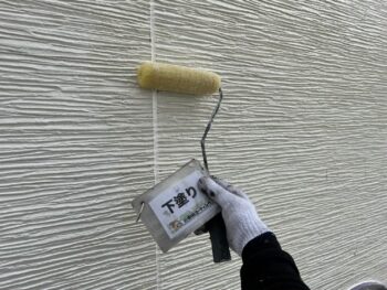 パテ　下塗り　養生　中塗り　上塗り