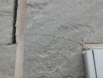 屋根　塗装　苔　クラック　コーキング　施工前　防水　外壁