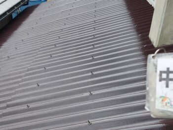 スレート　屋根　下塗り　中塗り　上塗り