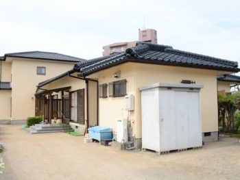 徳島県板野郡藍住町　平屋と母家の外壁塗装　屋根塗装T様邸