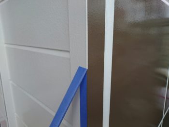  板野郡藍住町　外壁フッ素塗装　屋根無機塗装　きよしげ様 カラーベスト屋根の上塗りをメインに作業完工間近の自社検査などを行わせて頂いております☆
