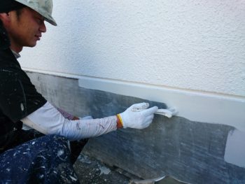 外壁塗装　中山コーティング　徳島市　基礎塗装　アパート改修工事