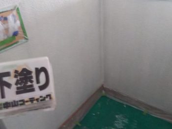 階段室　壁面　塗装　徳島県　徳島市