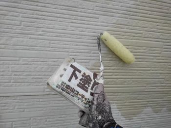 徳島県　国府町　外壁　塗装　下塗り