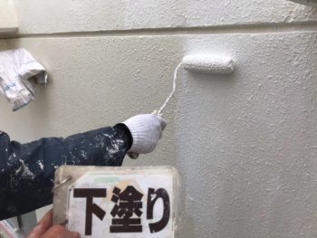 外壁　下塗り　塗装　徳島県　城南町
