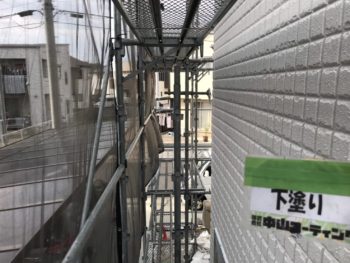 外壁　タイル調　塗装　下塗り　徳島県