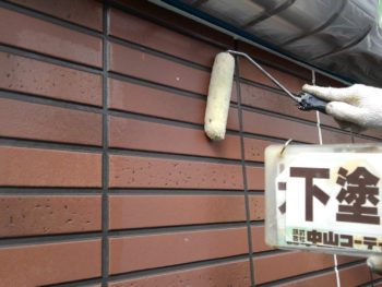 外壁　塗装　下塗り　徳島県　八万町