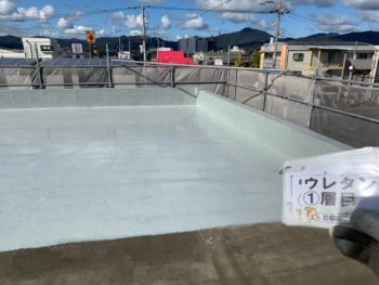 屋上　塗装　ウレタン　1層目　徳島県