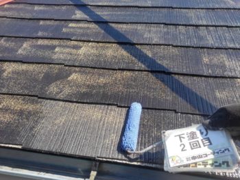 屋根　塗装　下塗り2回目　徳島県　国府