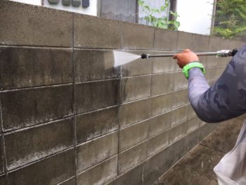 徳島県　八万町　高圧洗浄　塀