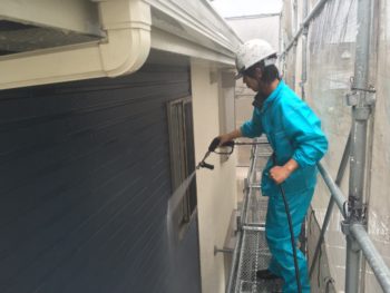 徳島県　藍住町　高圧洗浄　窓　建具