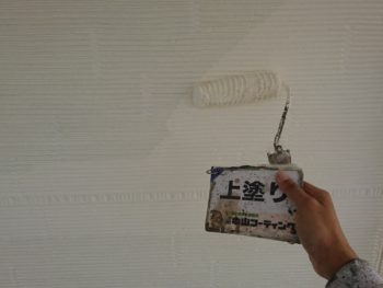 徳島県　小松島市　外壁　塗装　上塗り