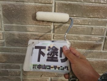 徳島県　小松島市　外壁　塗装　サイディング　下塗り