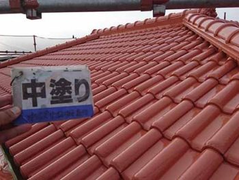 徳島県　小松島市　屋根塗装　中塗り　2回目　塗装後
