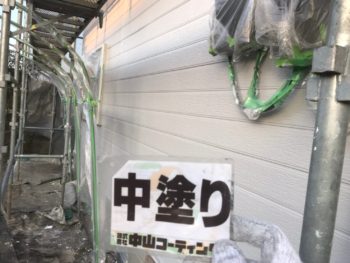 徳島県　石井町　外壁塗装　中塗り　塗装後