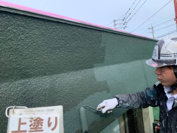 徳島県　中島田町　外壁塗装　鉢巻き　上塗り