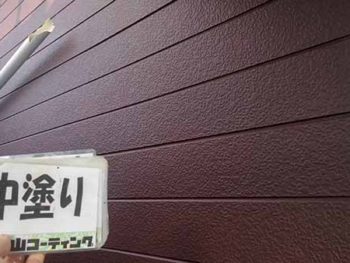 徳島県　大麻町　外壁塗装　中塗り後