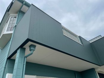 ガルバ　モスグリーン　鳴門市　外壁塗装　屋根葺き替え　シーリング打ち替え