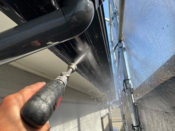 雨樋洗浄　屋根洗浄　窓周り洗浄　防水洗浄