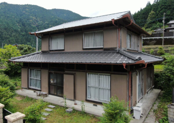 那賀郡那賀町で屋根の葺き替え　中山コーティングの対応は如何だったでしょうか？