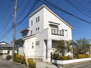 【徳島市川内町　朽ち果ててる外壁は張替え・塗替え】施工例