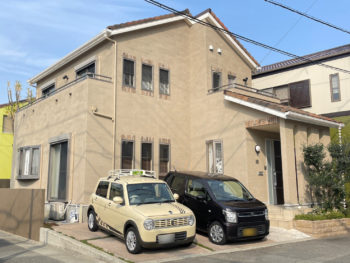 徳島県のジョリパット施工店　リシン壁面から校倉仕上げ 徳島市かちどき橋