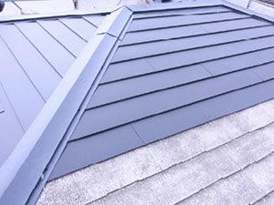 屋根に穴を開けない安心工法