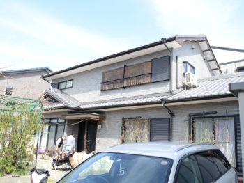 超高耐久のクリアー塗装で外壁を塗り替え・木部ガードラック塗装　徳島市N様