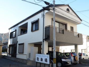 徳島市でブラウンとアイボリー色で塗替え　屋根塗装・外壁塗装　Ｎ様