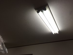 重量鉄骨造の雨漏りとは