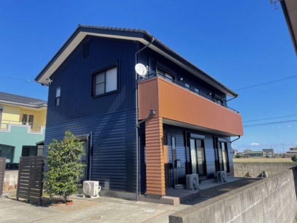 板野郡板野町　外壁塗装　お客様の声　ガルバリウム鋼板