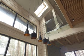 窓には種類が多くありお家によって建付け方も違います。