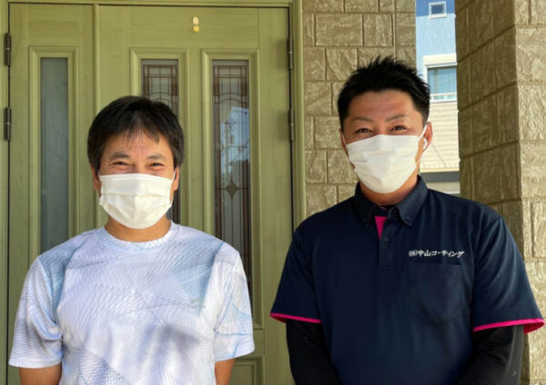 屋根も外壁もクリアにすることで新築の様な仕上がりに