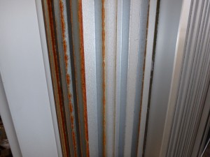 ガルバリウム鋼板は錆びます。