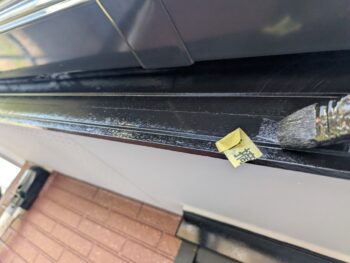 職人に伝えタッチアップ作業(手直し)を行います。