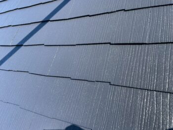 屋根塗装作業完了しました。