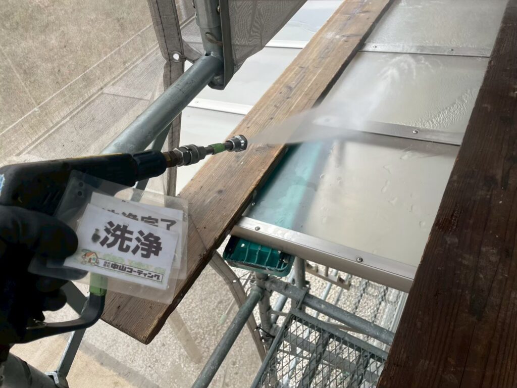テラス屋根（洗濯物干しスペース）です