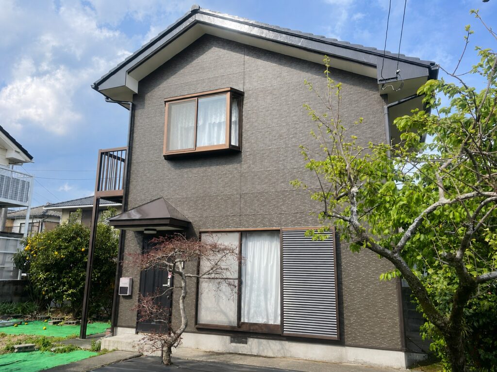 「雨戸まで綺麗に塗ってくれて嬉しかった」そんなお声をいただく丁寧施工✨｜阿南市H町　S様