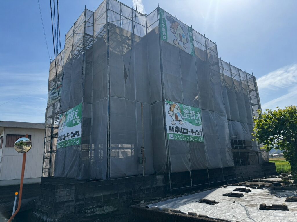 雨漏り予防にもつながる!丁寧なコーキング打ち替え作業を実施しました
