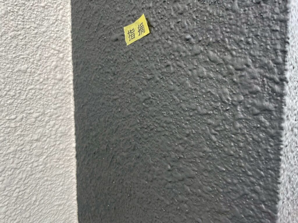 わずかな塗りムラや傷も見逃しません